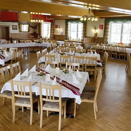 Πανδοχείο Gasthof Zum Kirchenwirt *